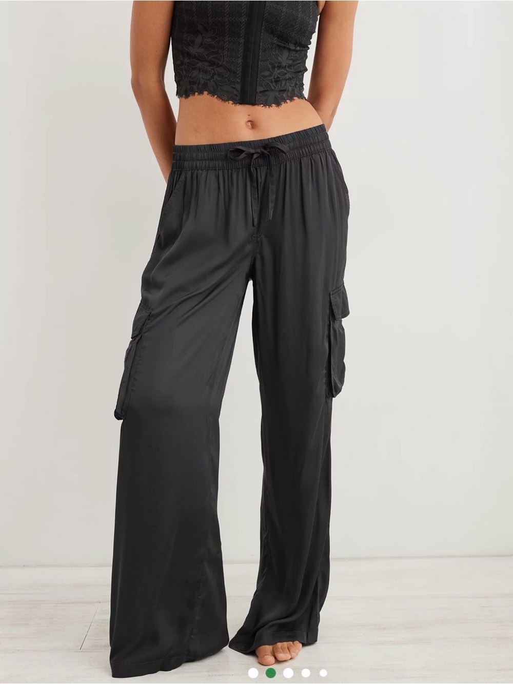 AERIE Women Shine Cargo Skater Pull On Pants Sz S Black Baggy Lounge